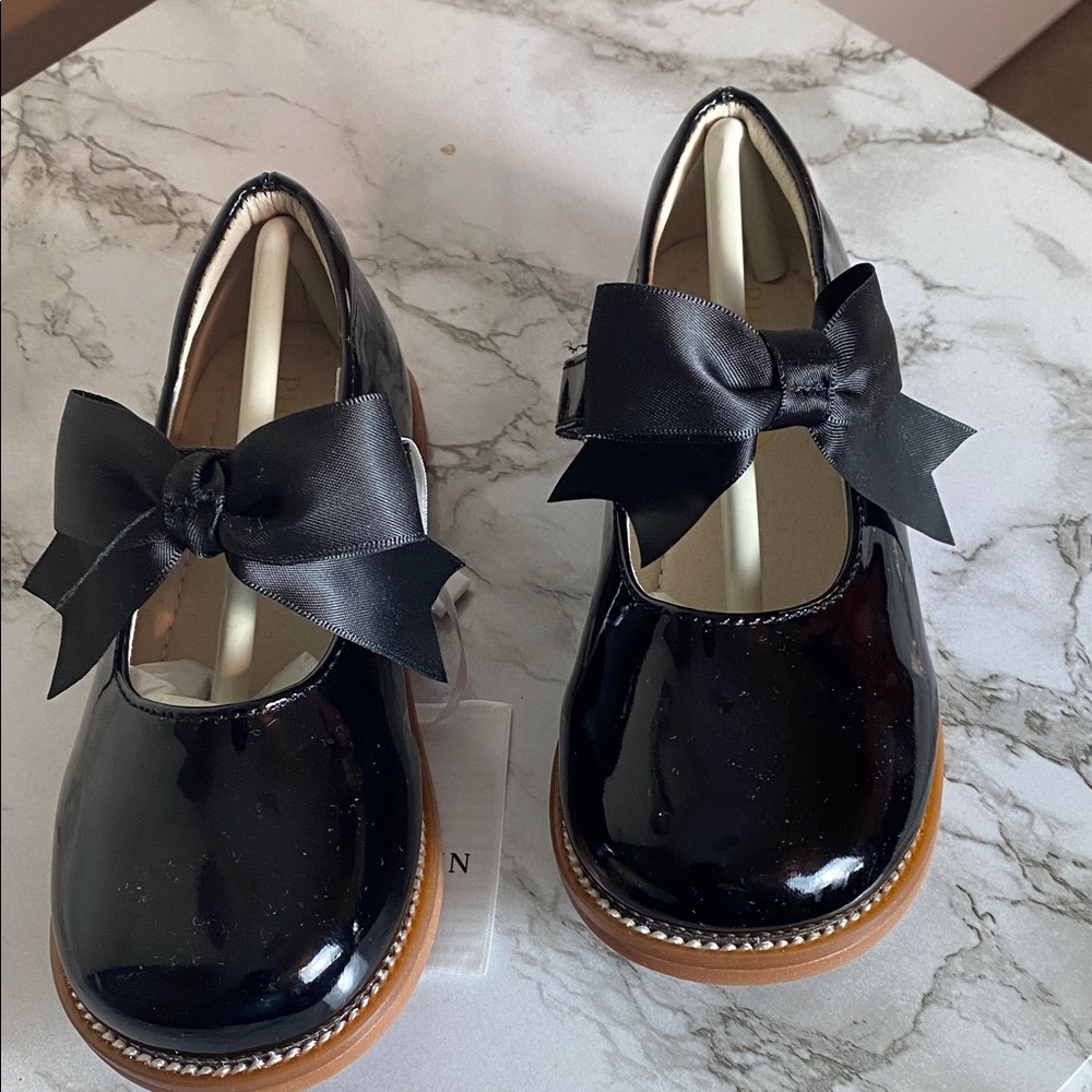 Mary Jane Dress Shoes-Little Girl School Uniform Shoes Wedding  size 9 Toddler